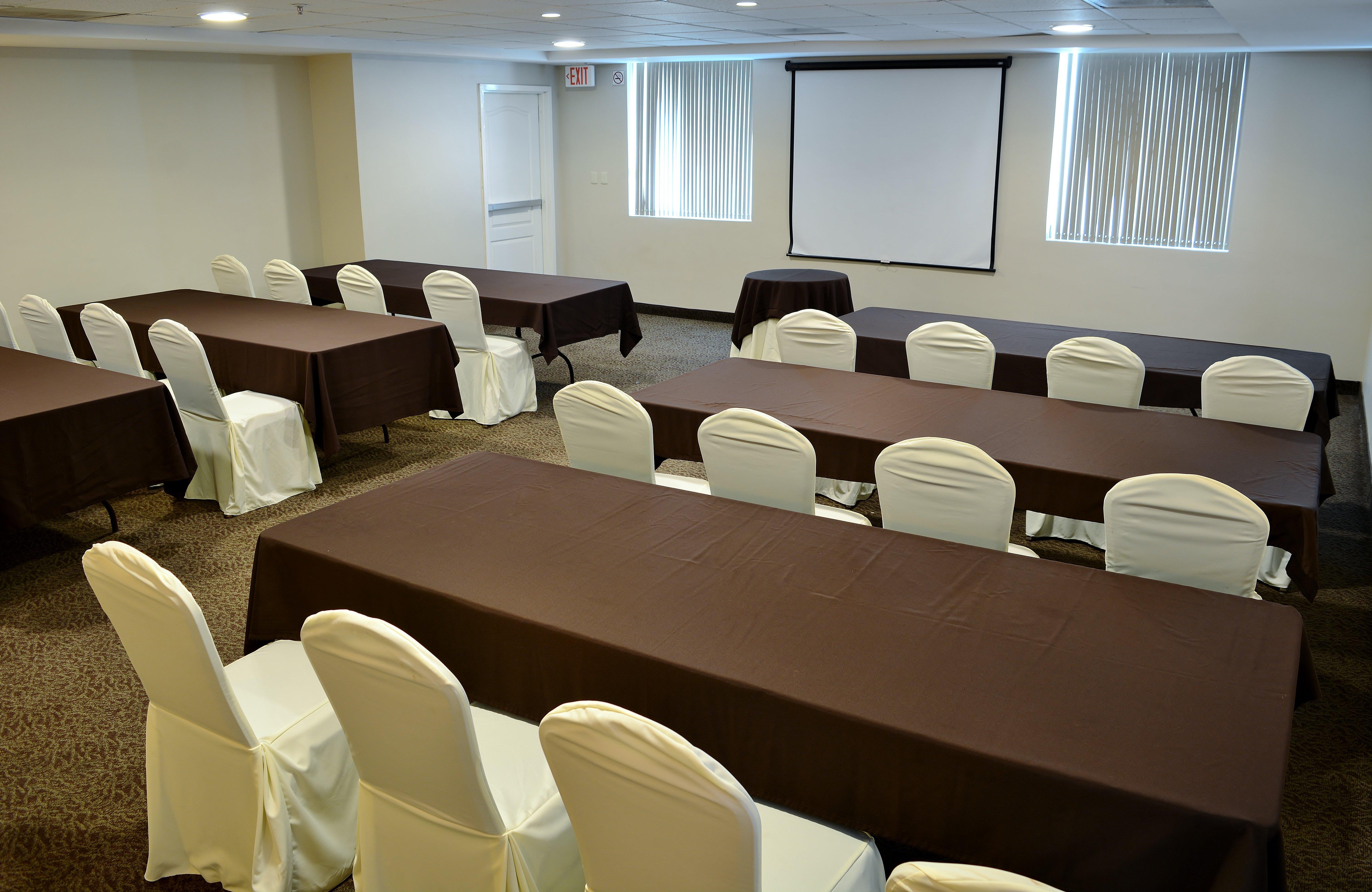 Holiday Inn Reynosa Zona Dorada Exteriör bild